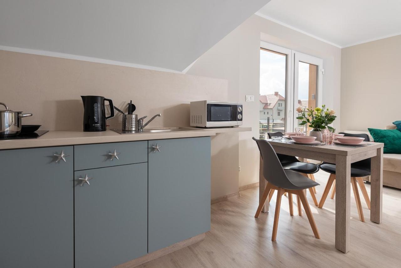 Roza Baltyku - Apartamenty I Pokoje A Dębki Buitenkant foto