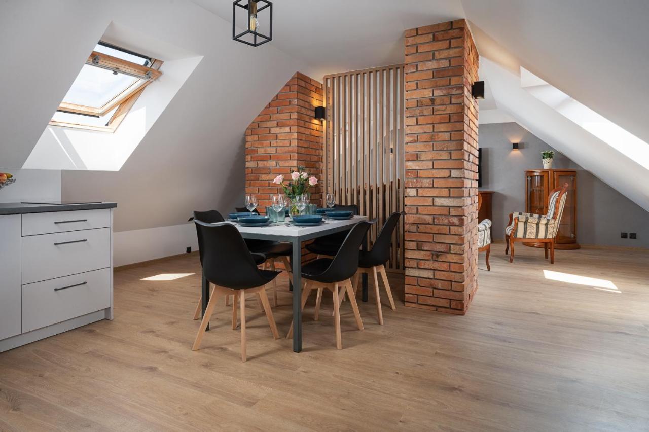 Roza Baltyku - Apartamenty I Pokoje A Dębki Buitenkant foto