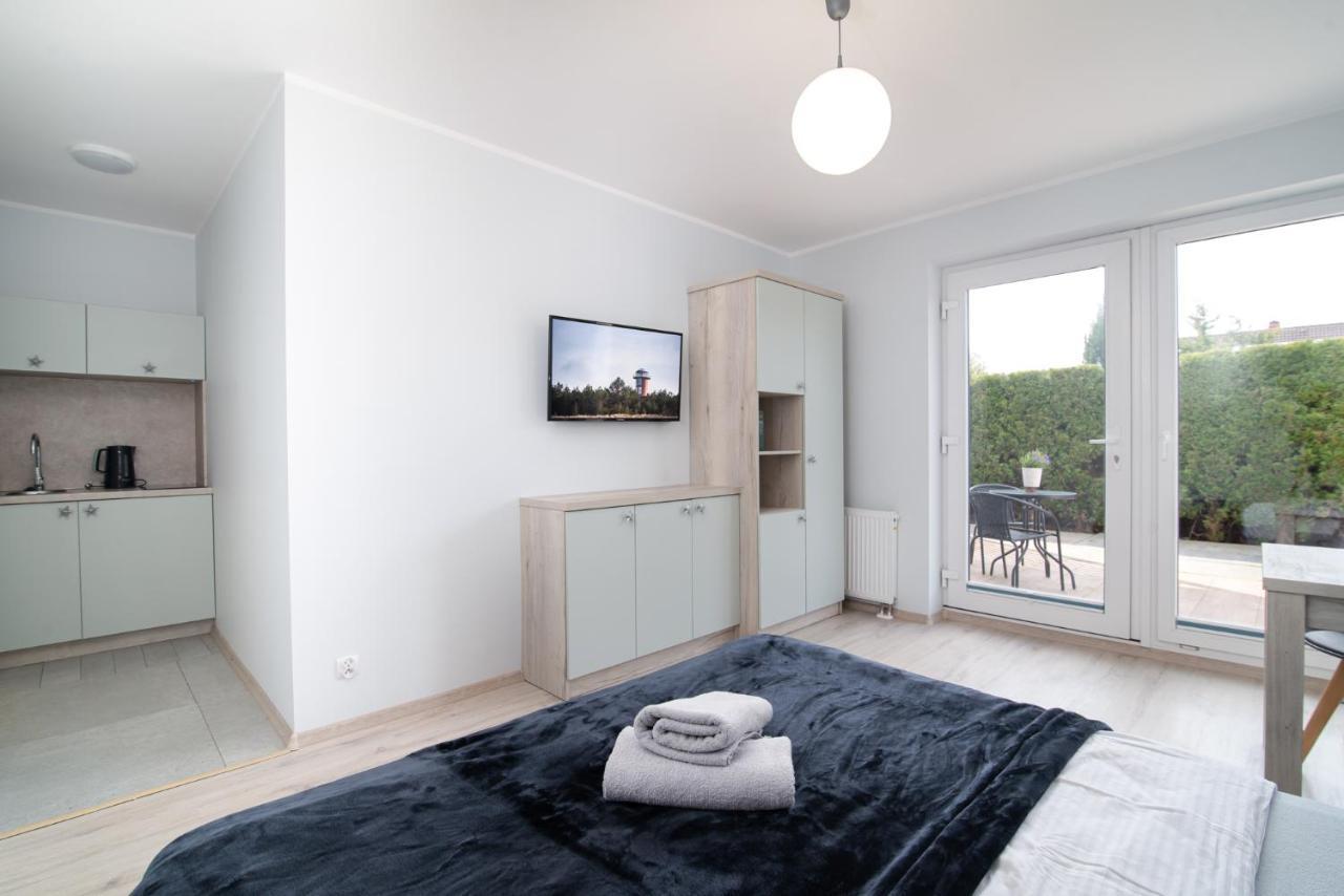 Roza Baltyku - Apartamenty I Pokoje A Dębki Buitenkant foto
