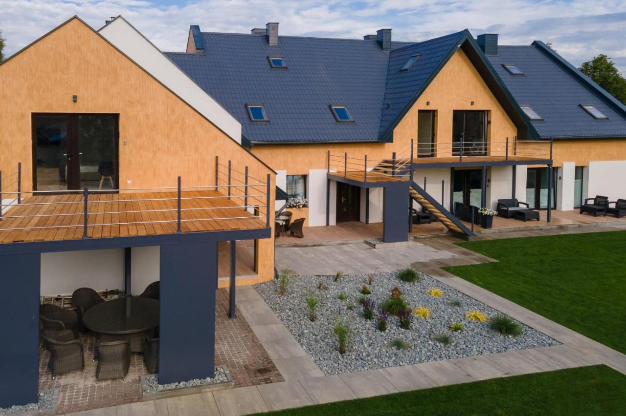 Roza Baltyku - Apartamenty I Pokoje A Dębki Buitenkant foto