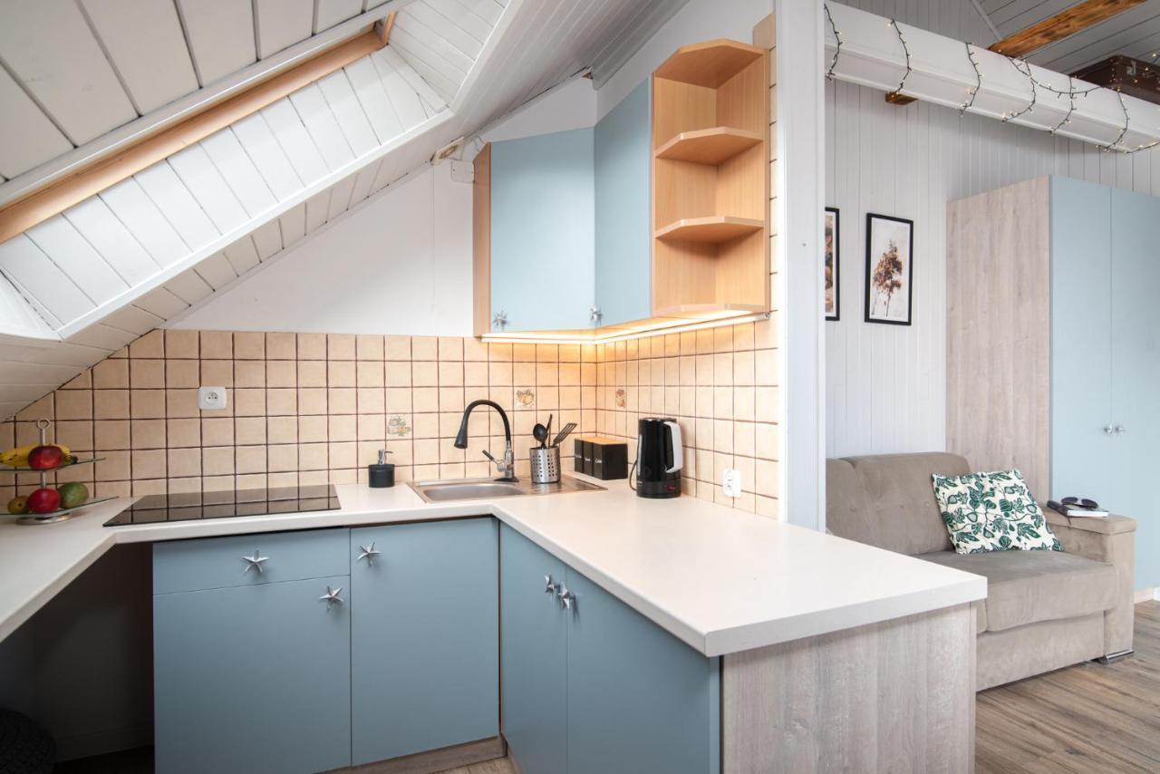 Roza Baltyku - Apartamenty I Pokoje A Dębki Buitenkant foto